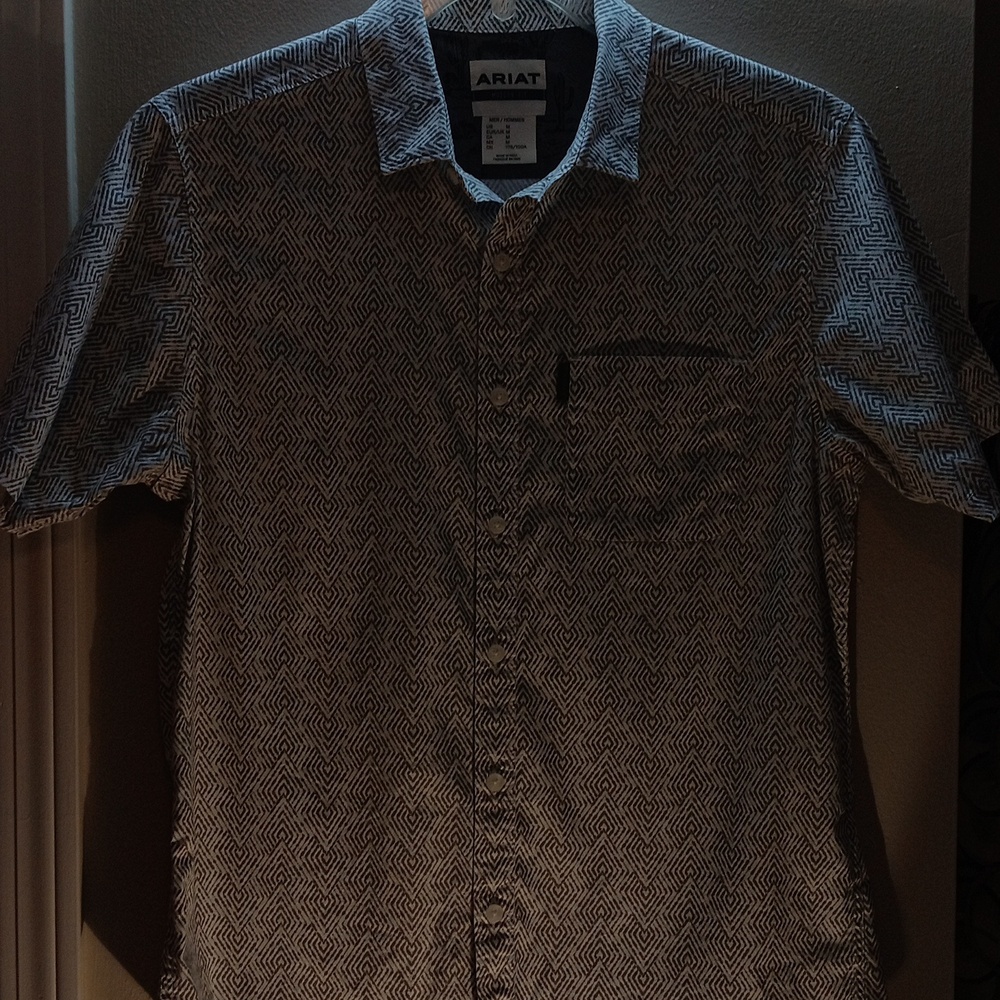 Ariat Men's Black and White Patterned Button Down Shirt - Picture 3 of 10